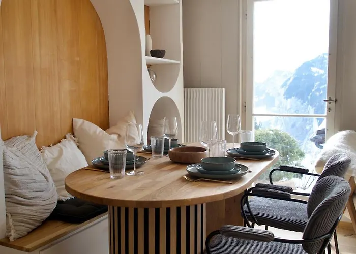 Cozy In Wengen With Views